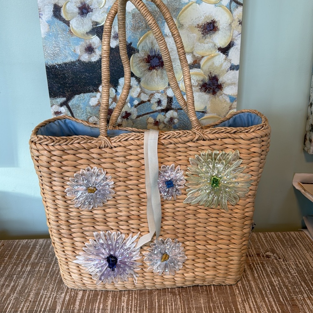 Vintage Designer Tote LaMonde Bag. Great Condition.